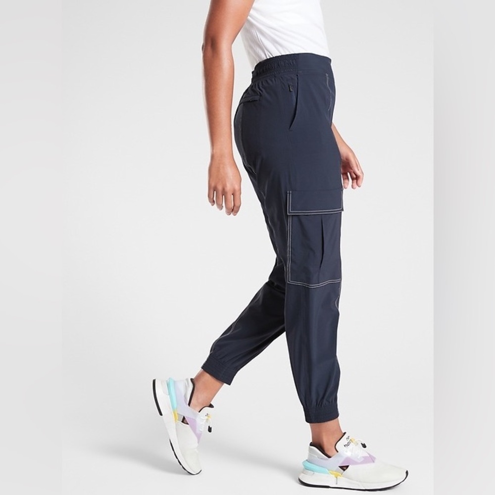 Athleta Chelsea Utility Jogger Pants Contrast Stitching